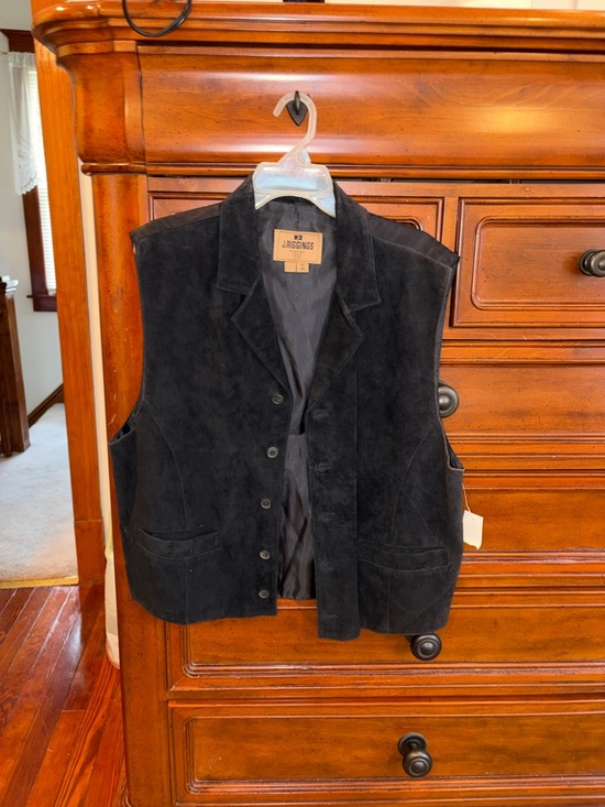 J Riggings Other - J. Riggings Black Suede Leather Vest NWT Size L Button Front